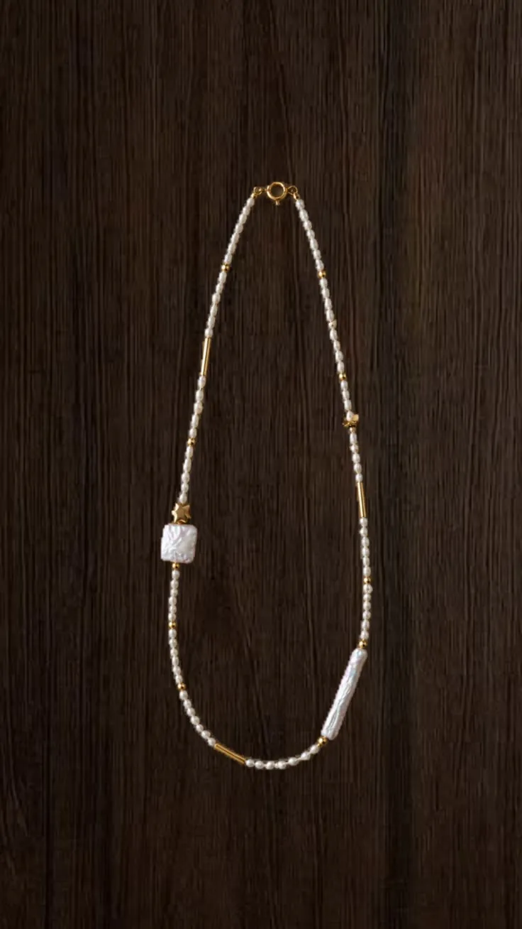 Necklace Sunrise · Square Pearl — square baroque pearls · gold accents